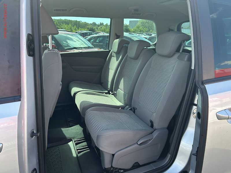 Seat Alhambra (2012) 2.0 TDi 7míst, Style, DSG, AC - fotka 10 z 18