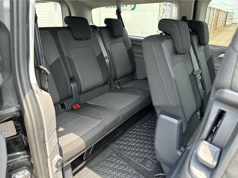 Volkswagen Caravelle (2026) 2,0 TDI - fotka 14 z 23