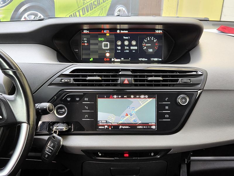 Citroën Grand C4 Picasso 1,5 bHDi 7m SERVISNÍ KNÍŽKA - fotka 41 z 52