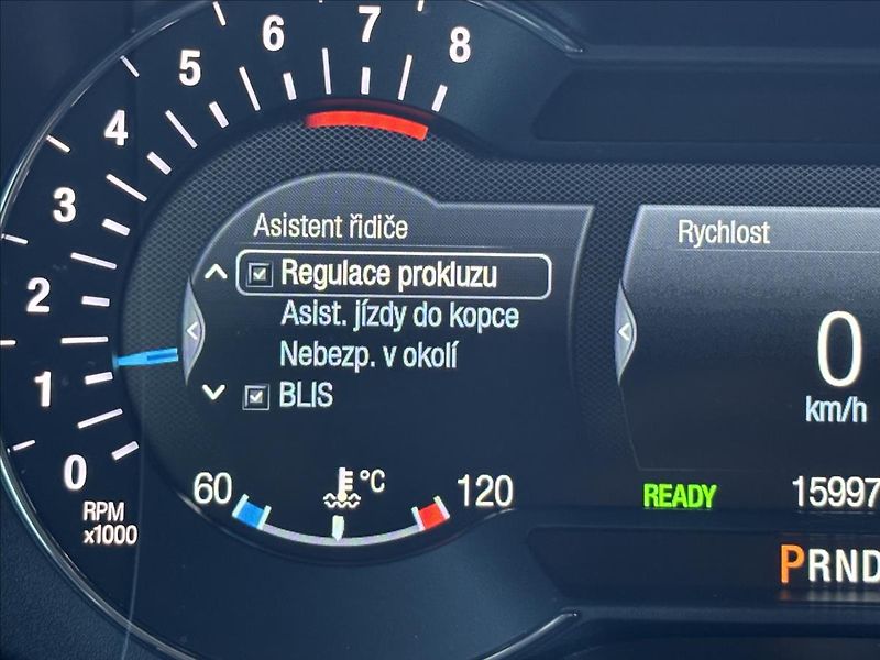 Ford Galaxy 2,5 Hybrid eCVT Titanium 140kW - fotka 27 z 37