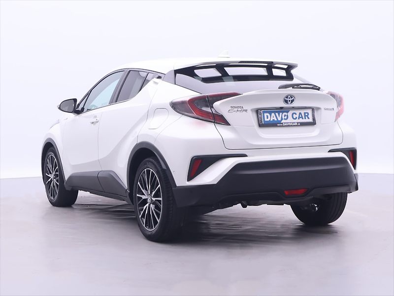 Toyota C-HR 1,8 E-CVT Executive CZ - fotka 5 z 37