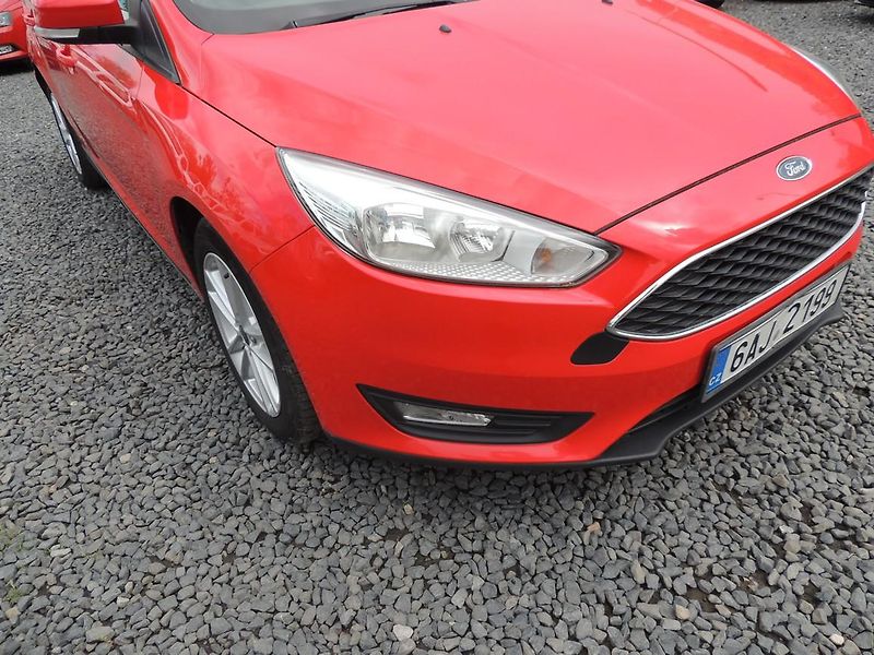Ford Focus (2017) 1.5TDCi,70kw,výbava,ČR,1maj. - fotka 10 z 43