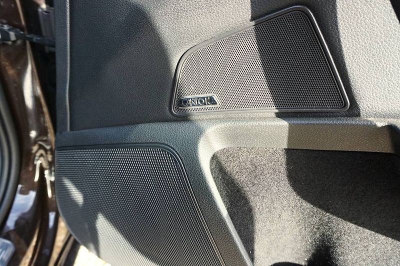 Škoda Superb (2016) STYLE PLUS 2,0 TDI 110 kW - fotka 20 z 53
