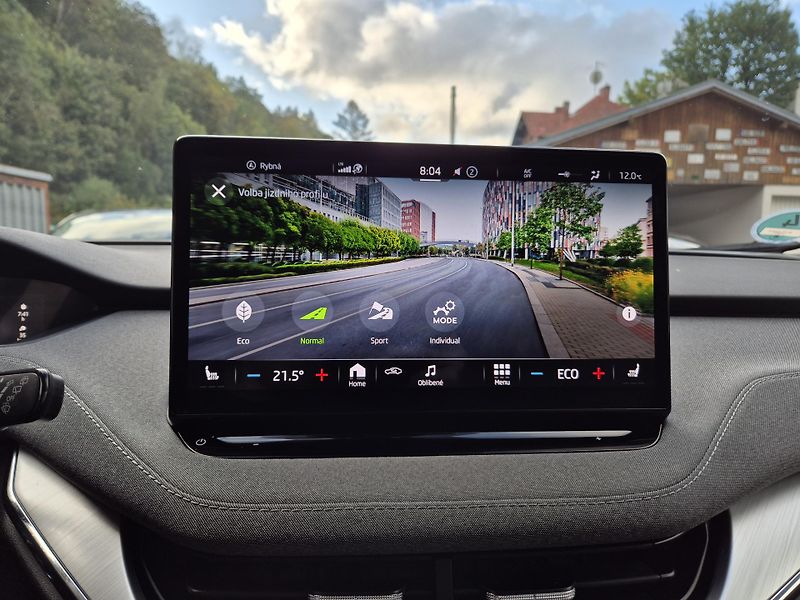 Škoda Enyaq 150kw, iV80 19ALU TZ SOH 92% - fotka 27 z 48