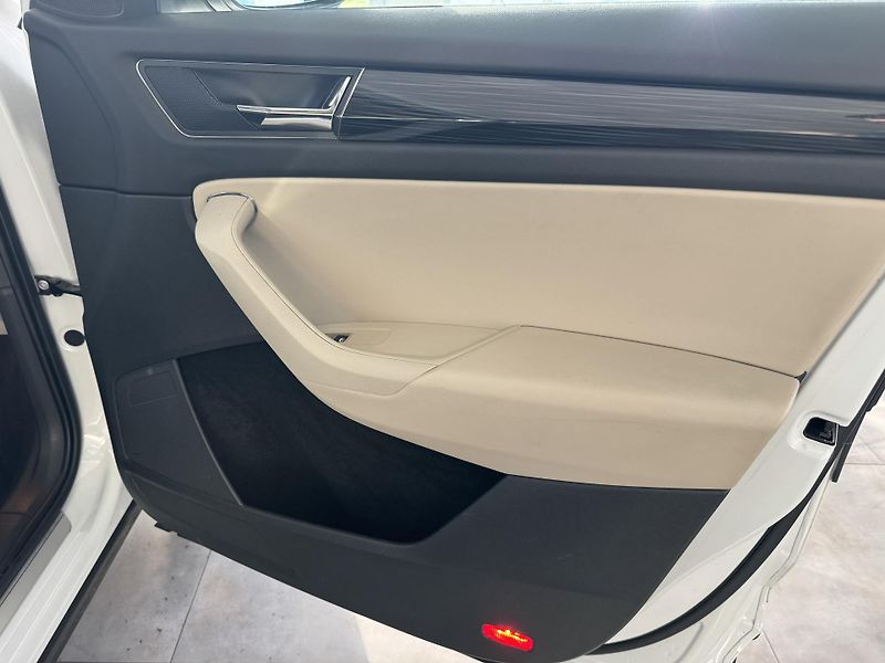 Škoda Kodiaq (2017) 2,0TDi DSG 4x4 NAVI ACC LED - fotka 24 z 36