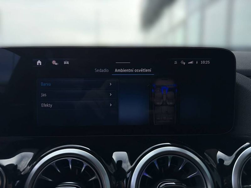 Mercedes-Benz Třídy B (2024) 200 - fotka 21 z 27