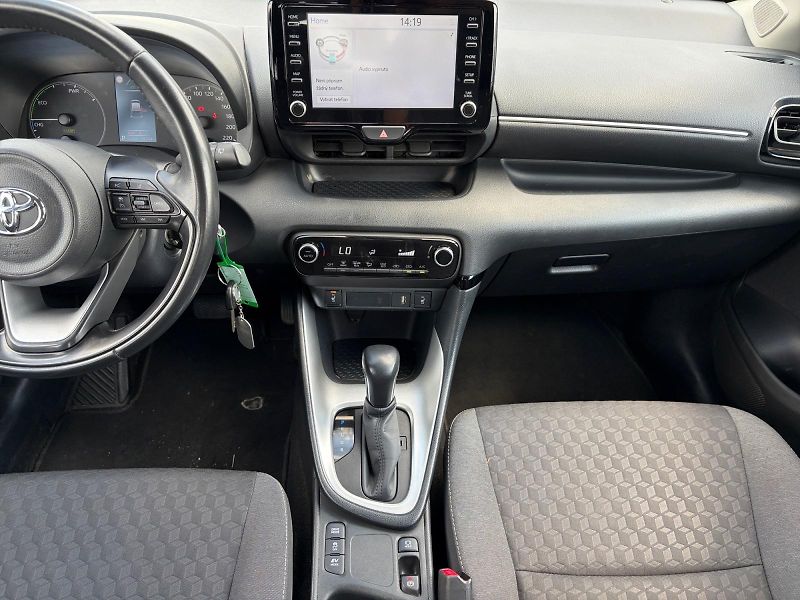 Toyota Yaris (2023) COMFORT TECH 1.5HYBRID 68kW CZ - fotka 10 z 11