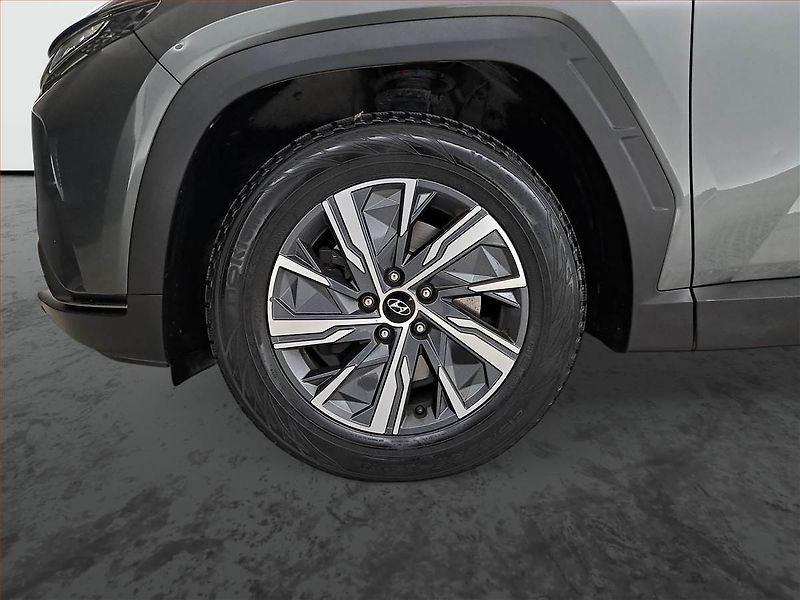 Hyundai Tucson (2021) 1.6 T-GDI - fotka 15 z 19