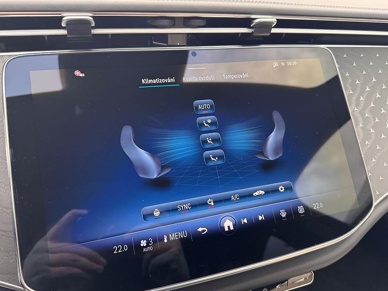 Mercedes-Benz Třídy E (2026) E 300 de 4MATIC - fotka 21 z 26