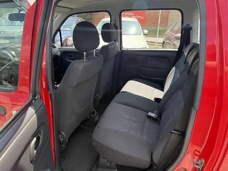 Opel Agila 1.0i - fotka 10 z 13