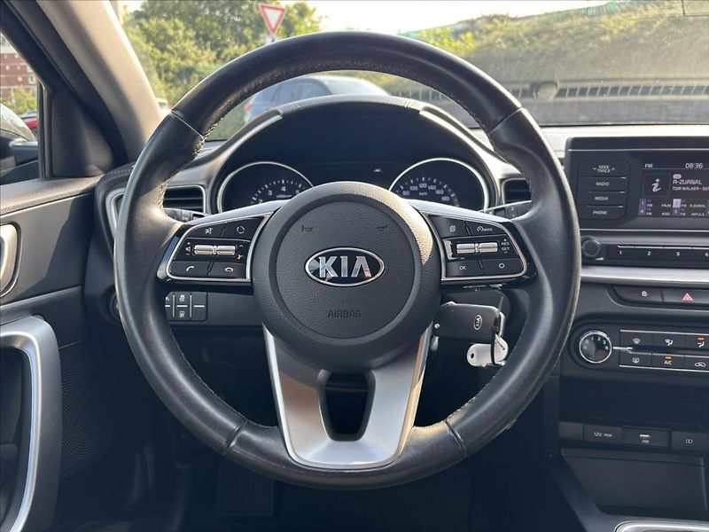 Kia Ceed 1,0 TGDi Fresh 1.ČR ZÁRUKA - fotka 17 z 35