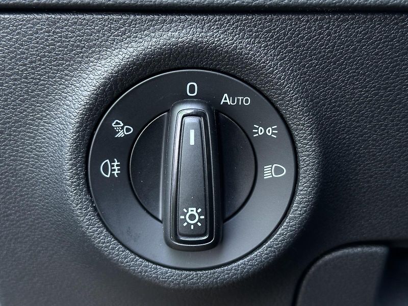 Škoda Karoq 2.0TDi 4x4 DSG 150PS Sportline - fotka 16 z 46