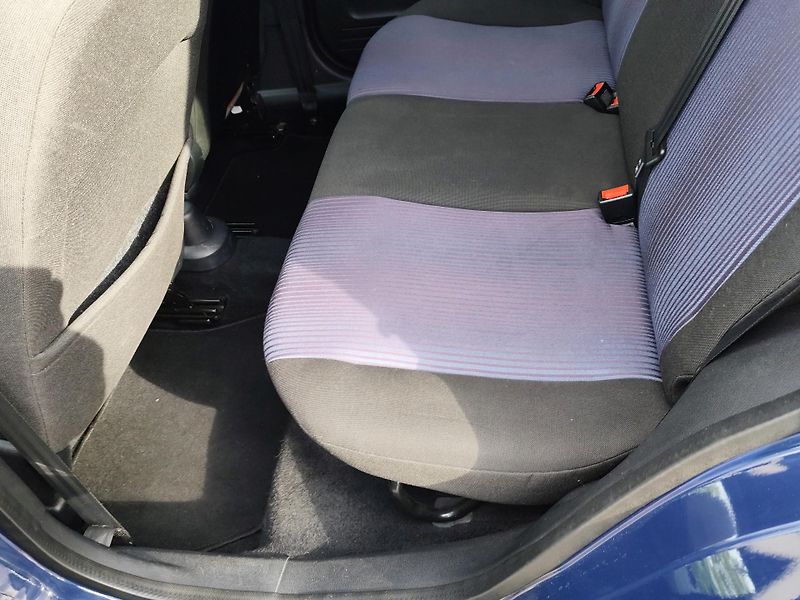 Ford Fusion (2008) 1. 4 Duratec 58 kW / 80 k 5 st - fotka 15 z 24