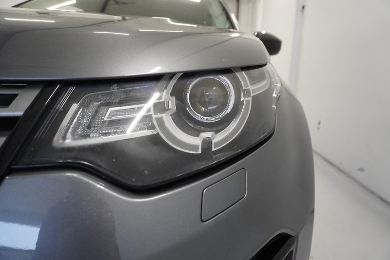 Land Rover Discovery Sport 2.0 110 kW 4WD AUTOMAT - fotka 6 z 28