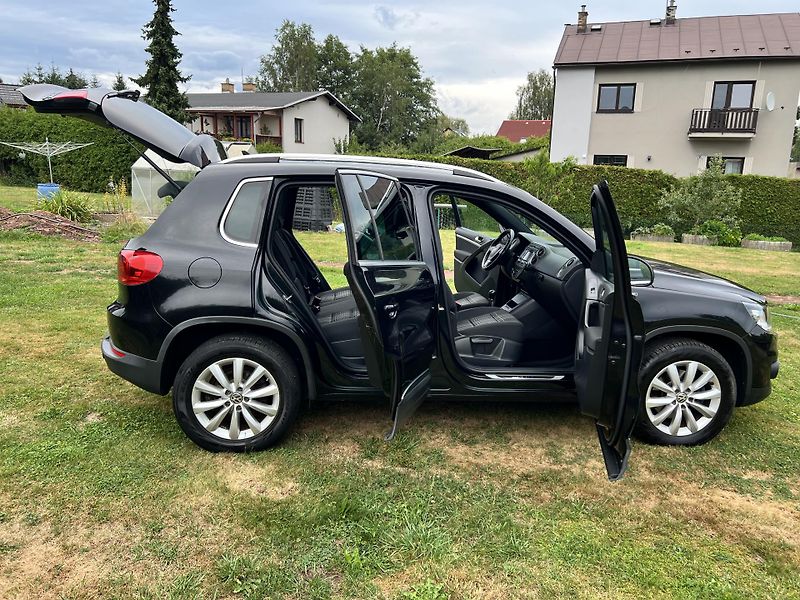 Volkswagen Tiguan 2.0TDI 103KW,4x4,SPORT,LOUNGE - fotka 31 z 49
