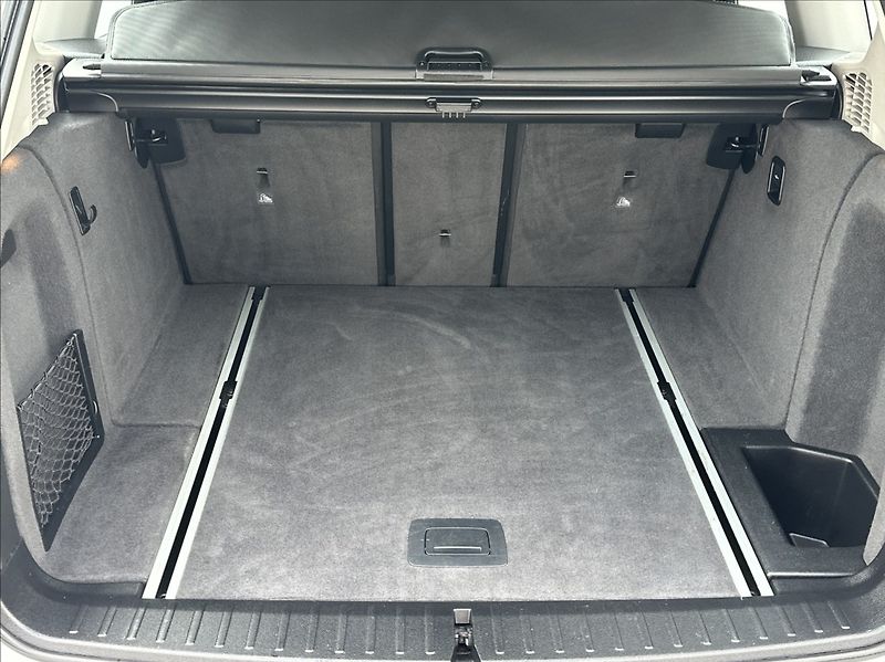 BMW X3 2,0 28i 245PS  Advantage A/T 4 - fotka 43 z 53
