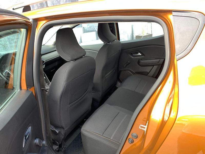 Dacia Sandero (2022) STEPWAY,1.0TCe, LPG, 67KW, DPH - fotka 20 z 21