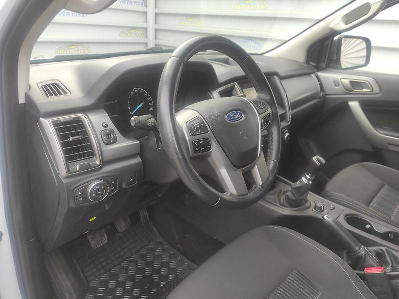 Ford Ranger 2.0EB DC XLT 4x4, Naviják, TZ - fotka 7 z 23