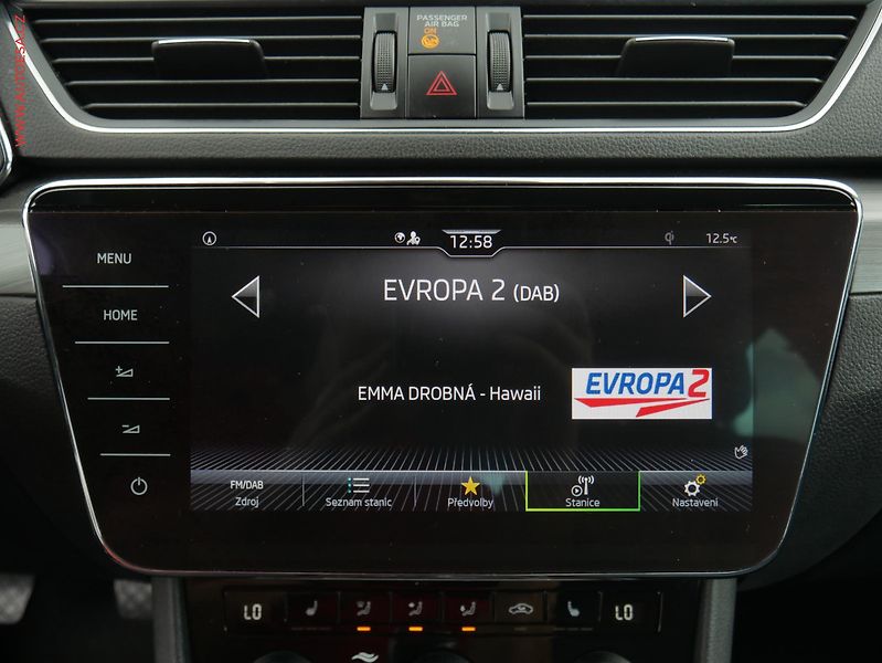 Škoda Superb (2022) 1.5 TSi, Style, LED, navi - fotka 18 z 29