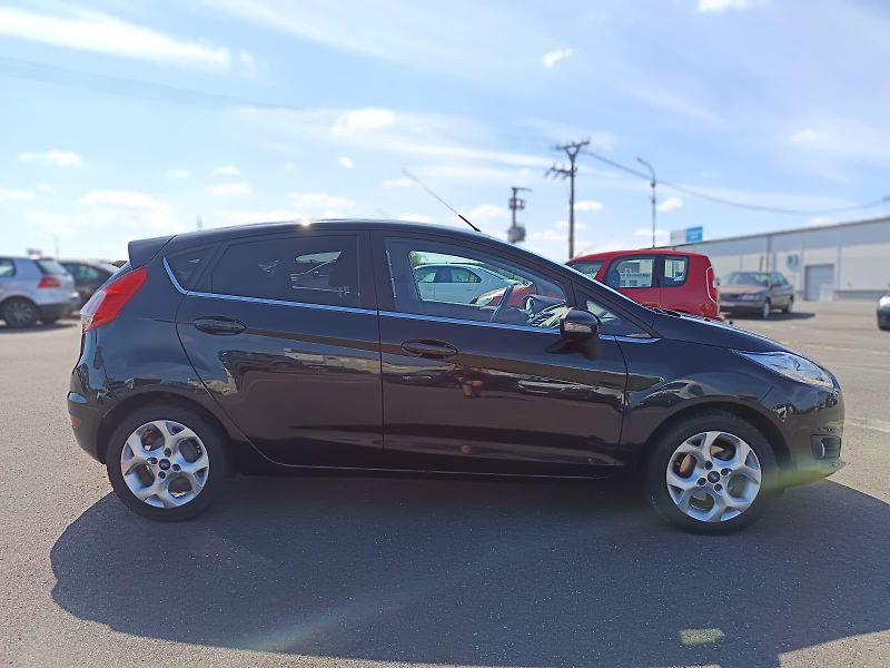 Ford Fiesta (2014) - fotka 6 z 33