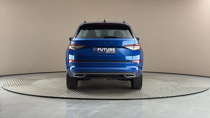 Škoda Kodiaq 2.0 TDI DSG 4x4 Sportline - fotka 5 z 29