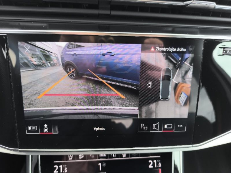Audi Q7 3.0TDi 210kW S-line - fotka 14 z 26