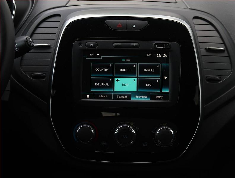 Renault Captur (2019) Limited 0.9 TCe, Navi - fotka 12 z 18