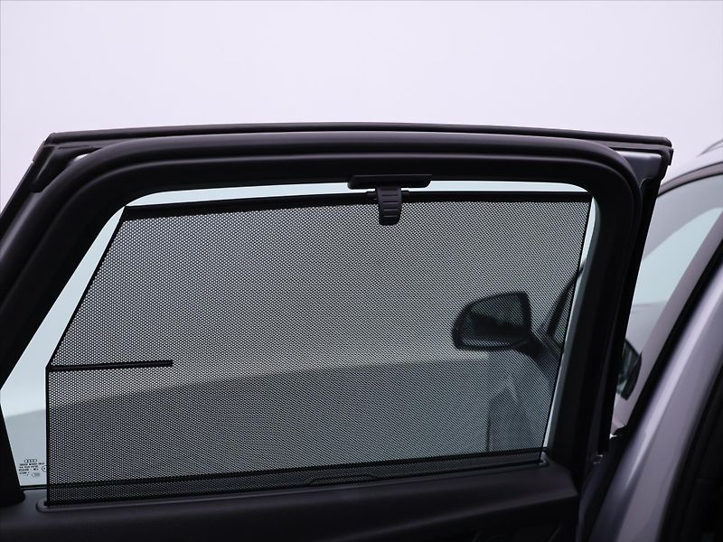 Audi Q5 3,0 50TDI 210kW S-line quattro - fotka 29 z 36