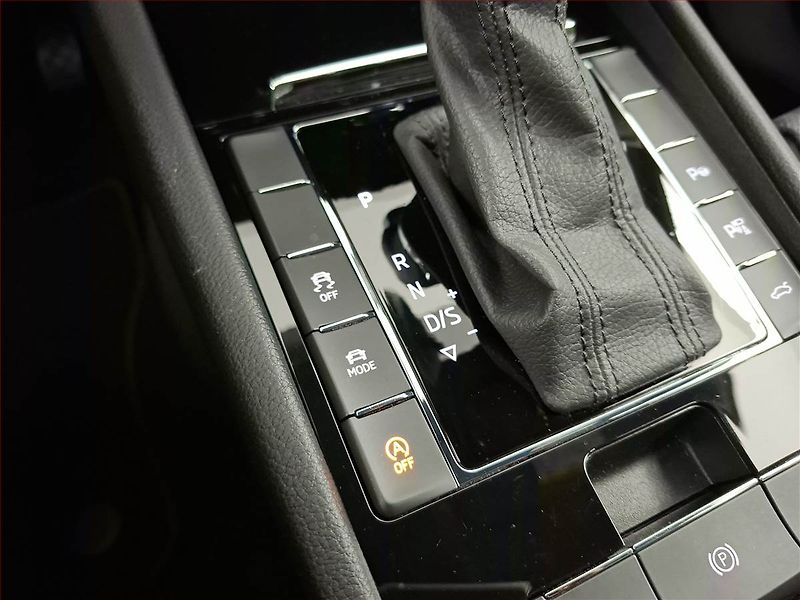 Škoda Superb (2023) 2.0 TDI - fotka 17 z 24
