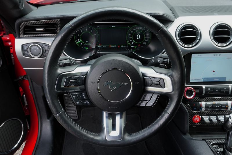 Ford Mustang 5.0 V8 GT, DPH, ACC, Ventilace - fotka 17 z 35