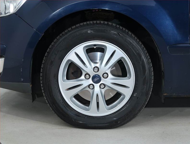 Ford Galaxy (2007) 2.0 TDCi, 7 míst, po STK - fotka 14 z 21