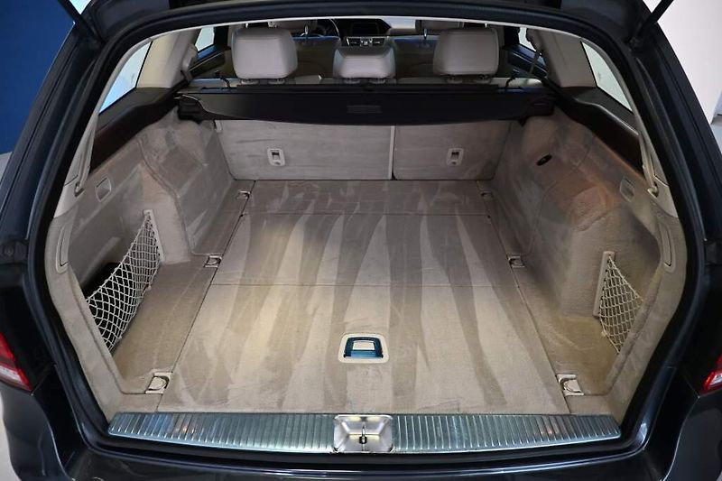 Mercedes-Benz Třídy E (2014) 2.2 250T Avantgarde LED CDI - fotka 8 z 26