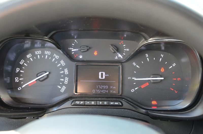 Citroën Berlingo (2022) BHDI 102 L1 Plus 4d - fotka 10 z 11