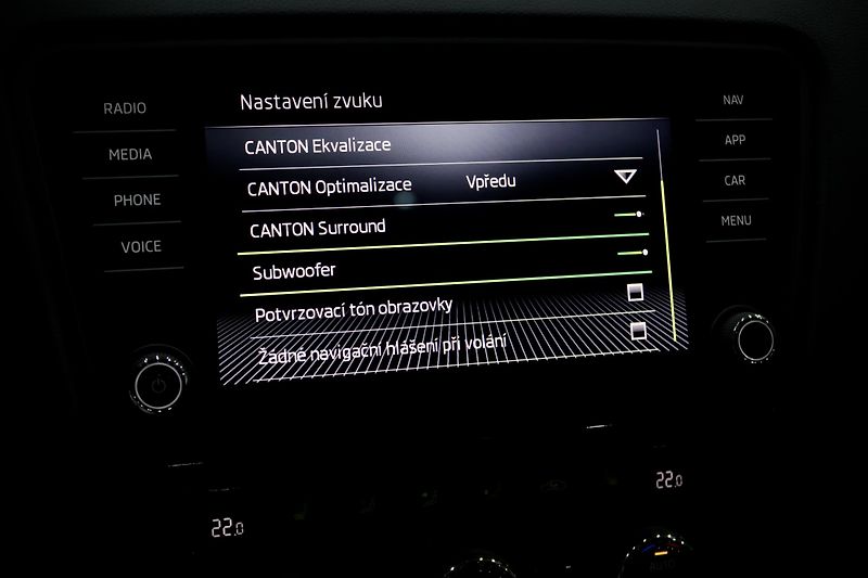 Škoda Octavia 3 FL Combi 1.4 TSI 110 kW - fotka 35 z 37