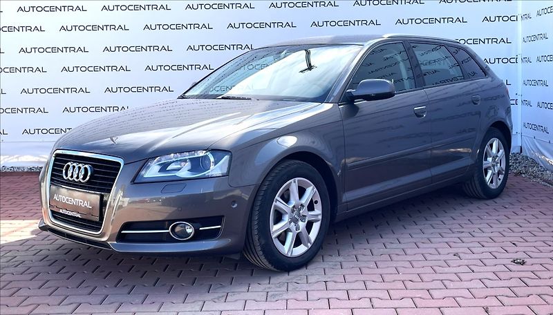 Audi A3 1,4 TFSi,serv.kn. - fotka 3 z 19