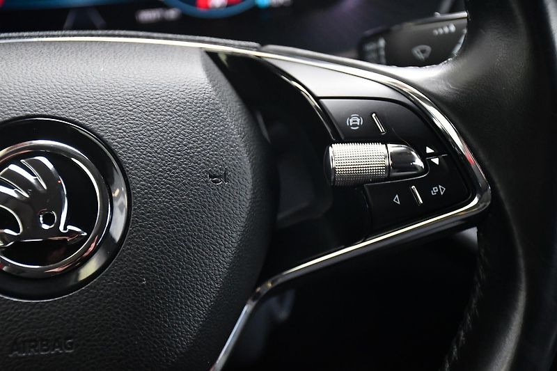 Škoda Octavia 1.5TSi ČR 1M Ambition - fotka 25 z 41
