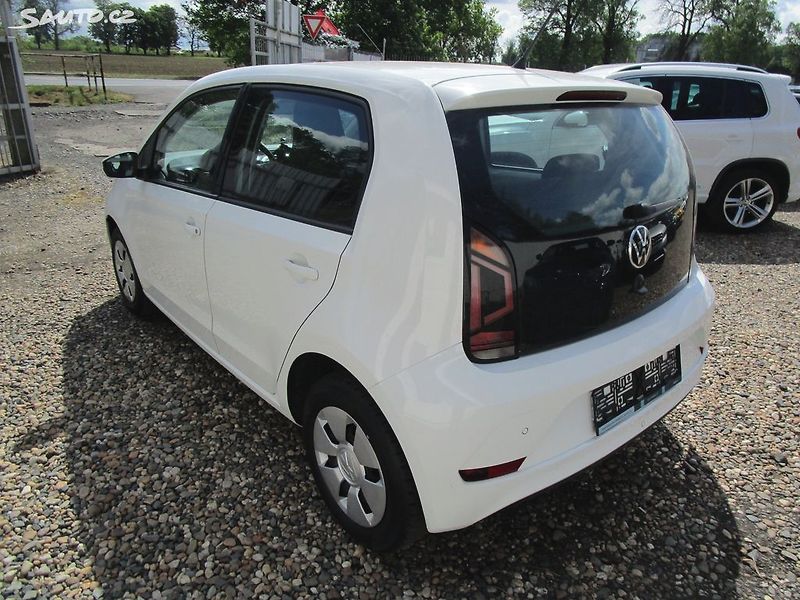 Volkswagen up! 1,0MPI - 48KW - NOVÁ STK - fotka 5 z 25