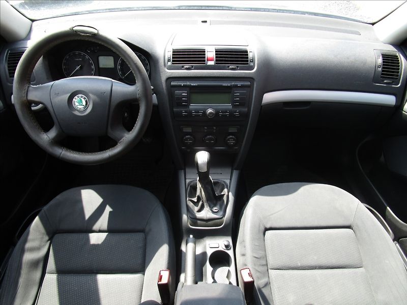 Škoda Octavia Combi 1.9TDi 4x4, aut. Klima - fotka 7 z 38