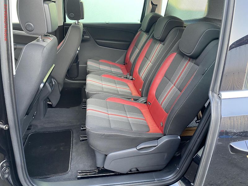 Volkswagen Sharan (2012) 2.0 TDi, Match, bixen, panor - fotka 10 z 18