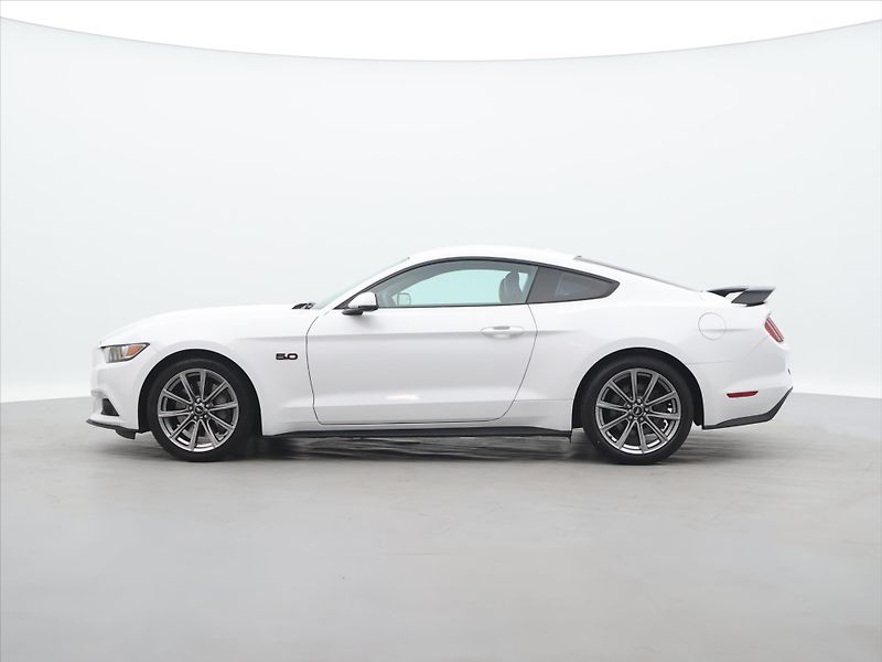 Ford Mustang 5,0 5.0 TI-VCT 324kW V8 GT CZ - fotka 4 z 36