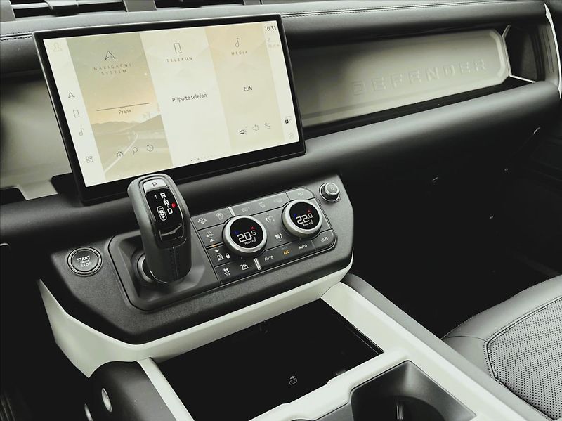 Land Rover Defender (2026) 110 D200 S - fotka 14 z 29