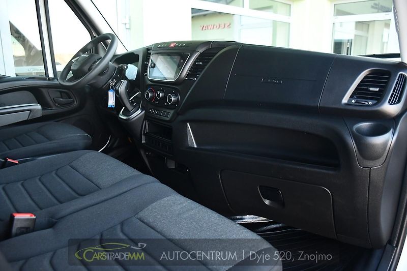 Iveco Daily 2,3HPi AUTOMAT REZERVACE - fotka 13 z 44