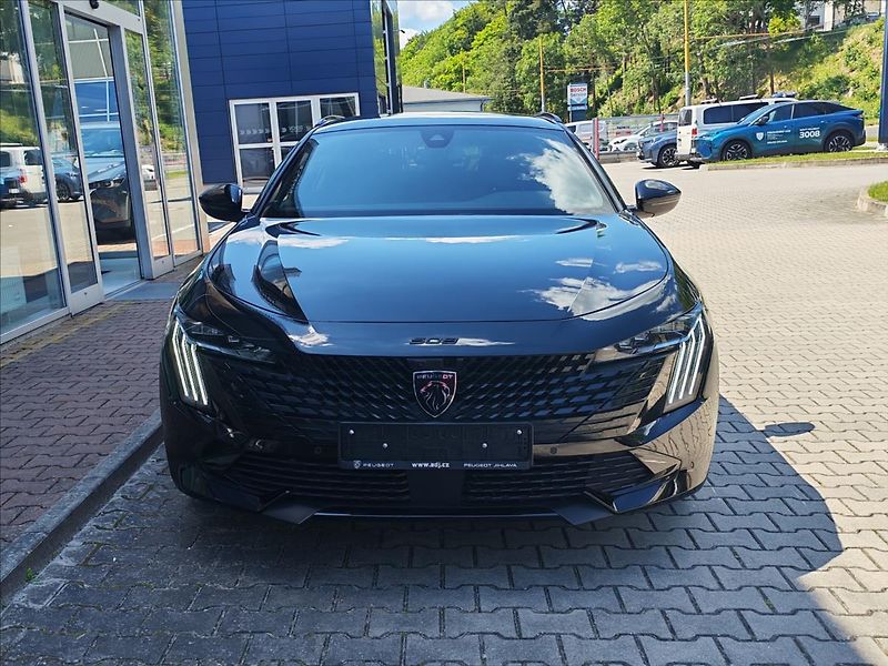 Peugeot 508 1,5 508 SW BlueHDi 130 EAT8 Al - fotka 2 z 21