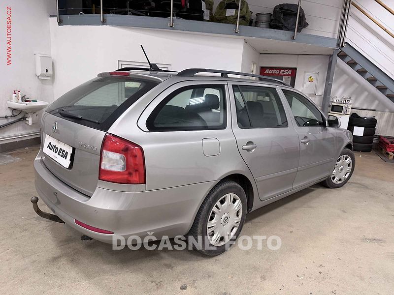 Škoda Octavia (2012) 1.6 TDi, 2.maj - fotka 2 z 3