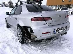 Tohle je auto, co jezdí do střediska vždy jako první. Auto vlekařů také dost často zasahuje ve chvíli, kdy někdo zablokuje jednou příjezdovou cestu, což se stává poměrně často.