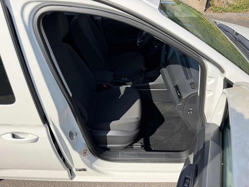 Volkswagen Caddy 2,0TDi 75kW  - fotka 17 z 19