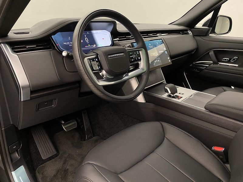 Land Rover Range Rover P530 AUTOBIOGRAPHY REZERVACE - fotka 12 z 66