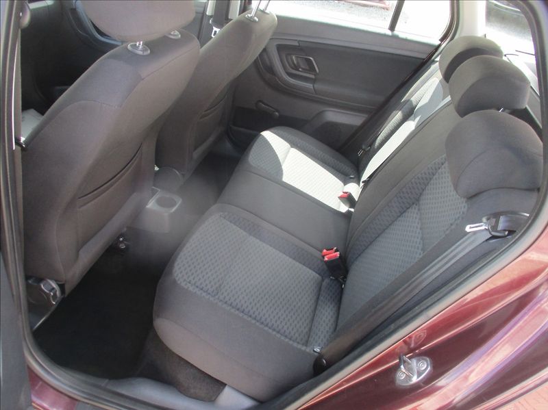 Škoda Fabia 1,2 TSI, digiklima,servis,tažn - fotka 12 z 34