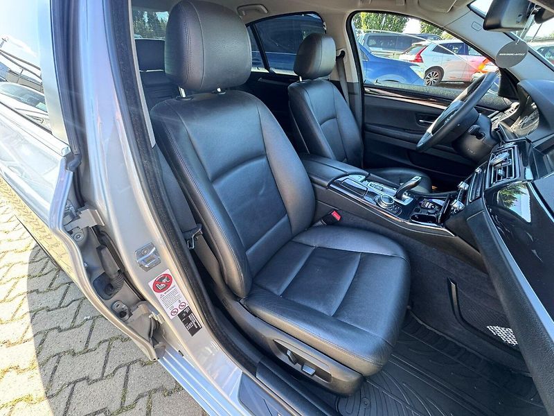 BMW Řada 5 (2014) XDRIVE 520D 2,0 140 KW 2. MAJ - fotka 40 z 47