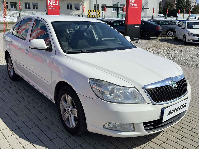Škoda Octavia (2010) 1.6 TDi, ČR, AC, park.čidla - fotografie inzerátu